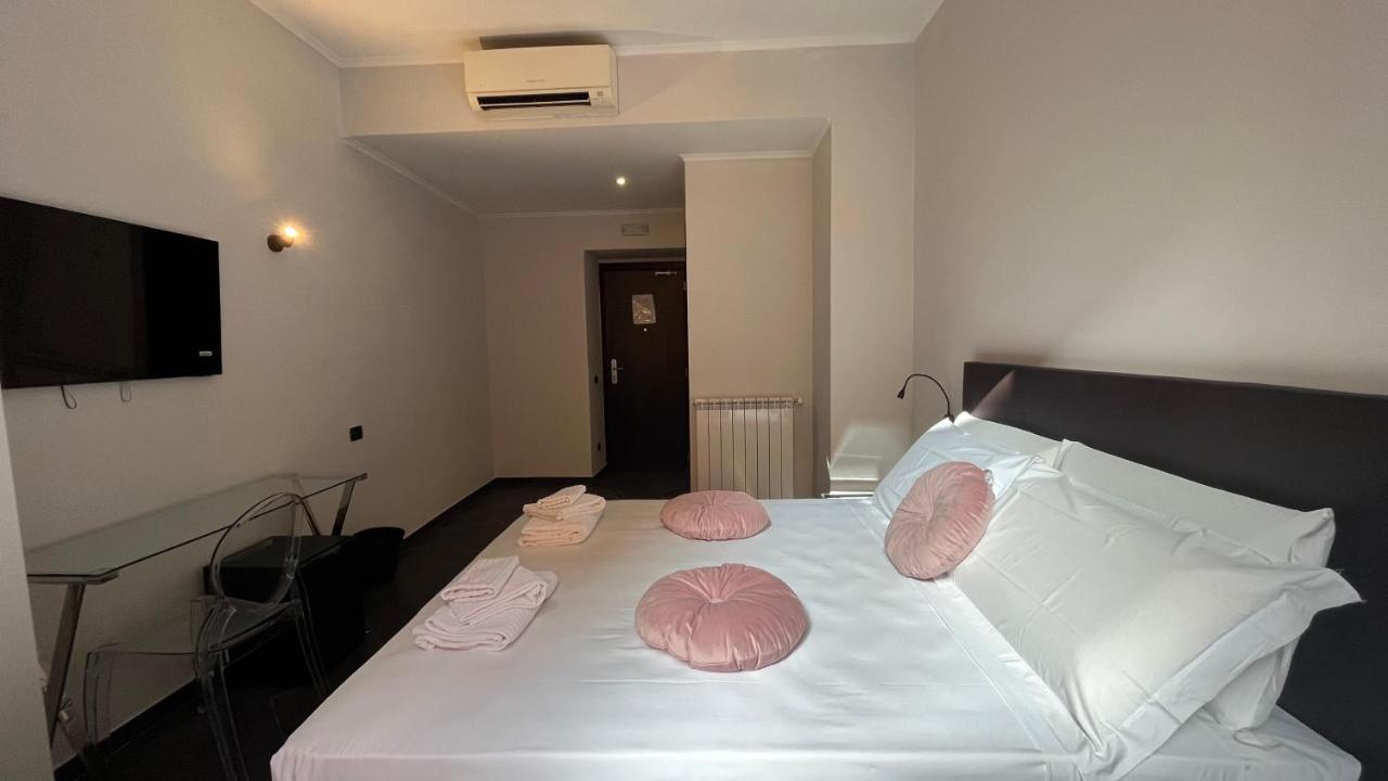 Cloud 9 Hotel Rom Exterior foto